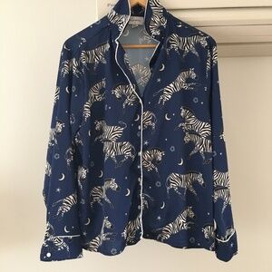 Averie zebra print starry night satin pajamas sz Large